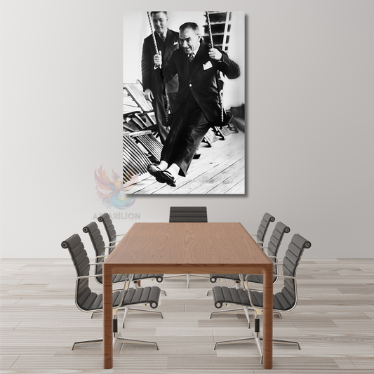 Salıncakta Sallanan Atatürk Görseli Kanvas Tablo Modeli Atatürk Tablosu