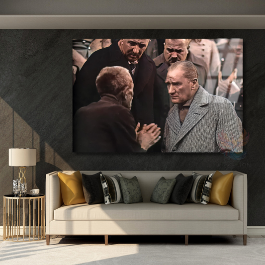 Atatürk ve Halk Temalı Renkli Cam Tablo Modeli Yatay Duvar Tablosu