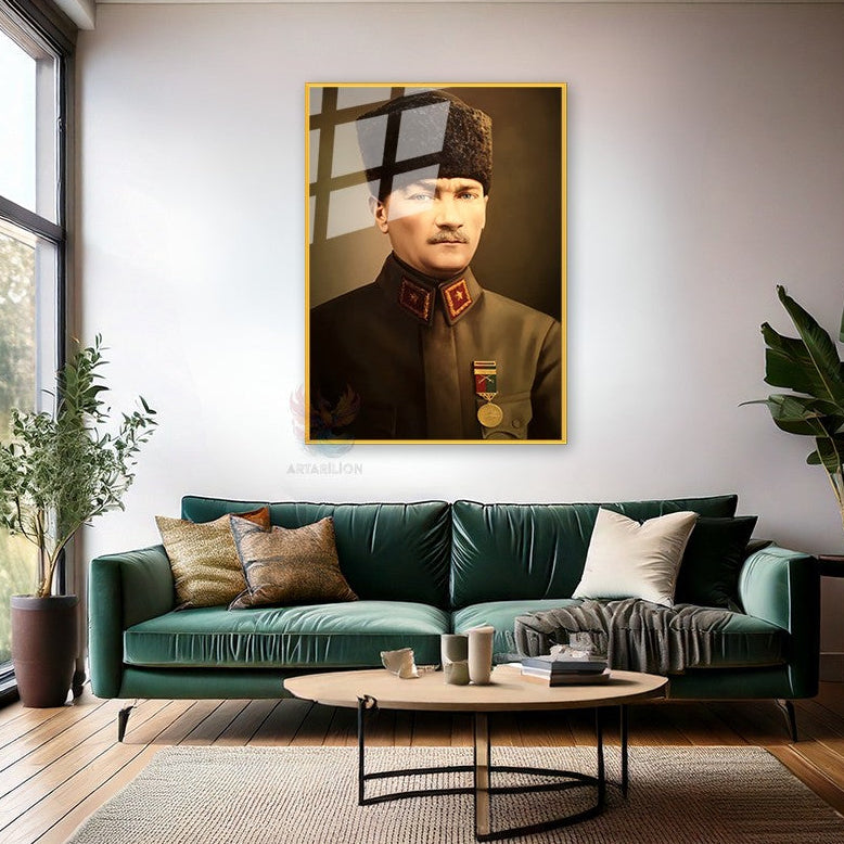 Metal Atatürk Portresi Çerçeveli Cam Tablo