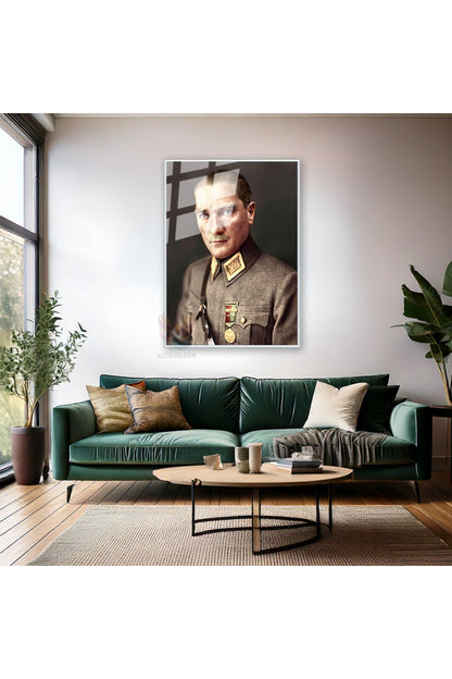 Uniformalı Atatürk Portresi Mustafa Kemal Atatürk Metal Çerçeveli Cam Tablo Modeli Ev Ofis Dekoru