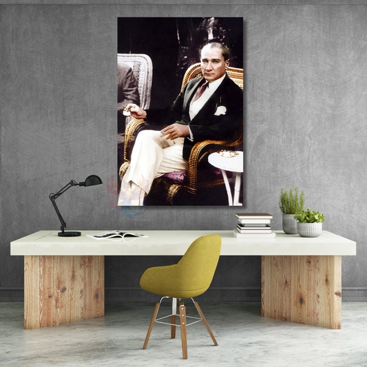 Kahve İçen Atatürk Görseli Renkli Atatürk Tablosu Dikey Kanvas Ev Ofis Tablosu